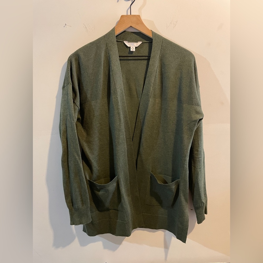 Women’s Green Cardigan Sweater
